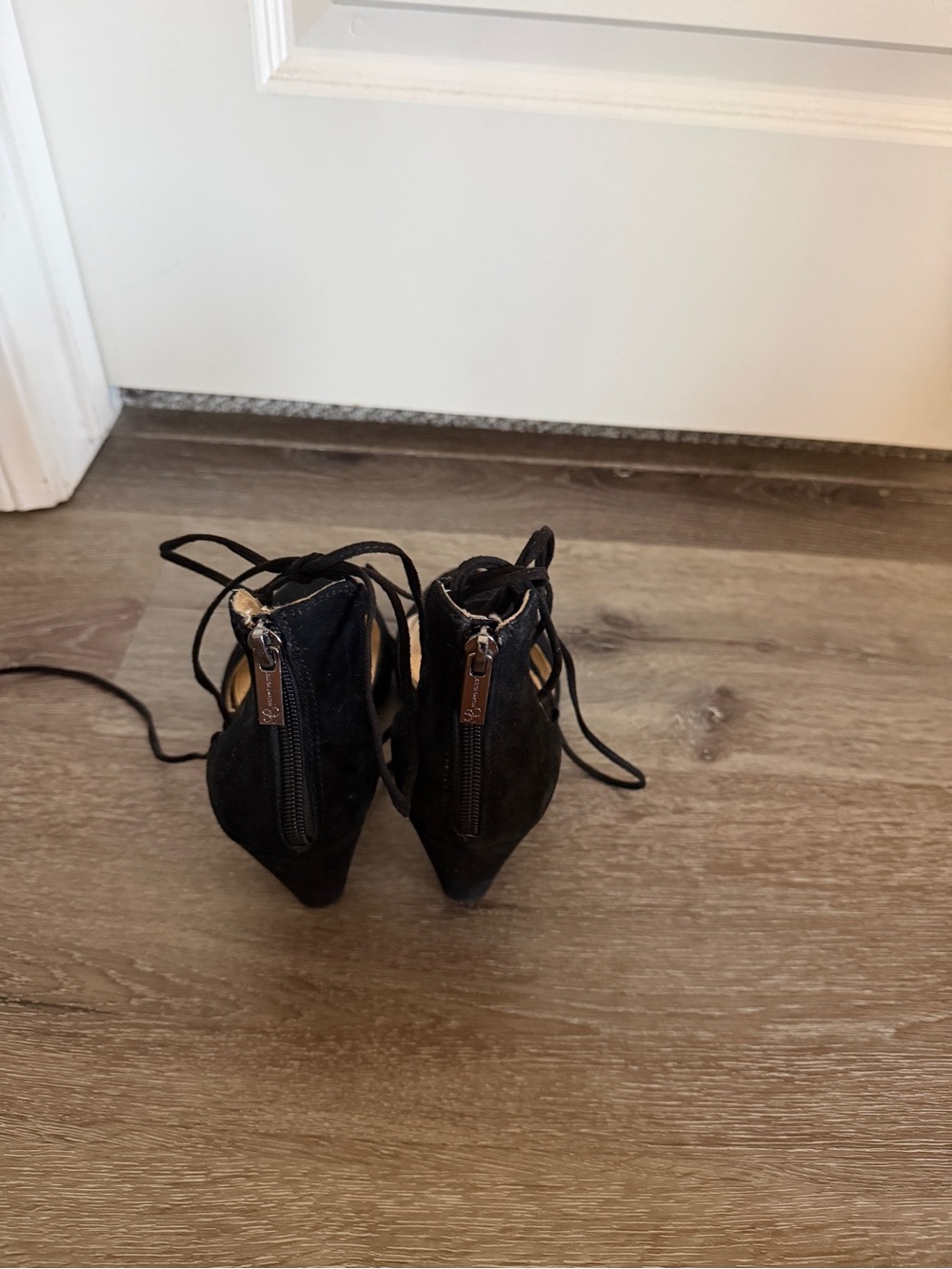 Jessica Simpson Heels - Picture 4 of 5